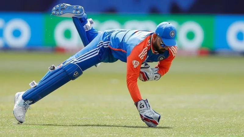 Sunil Gavaskar Lauds Rishabh Pant's Maturity and Fitness at T20 World Cup