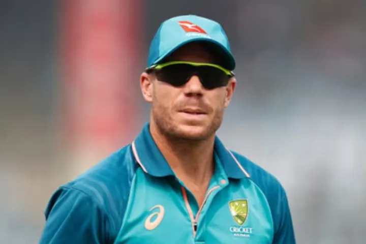 David Warner Signs Up for PSL 10 Draft